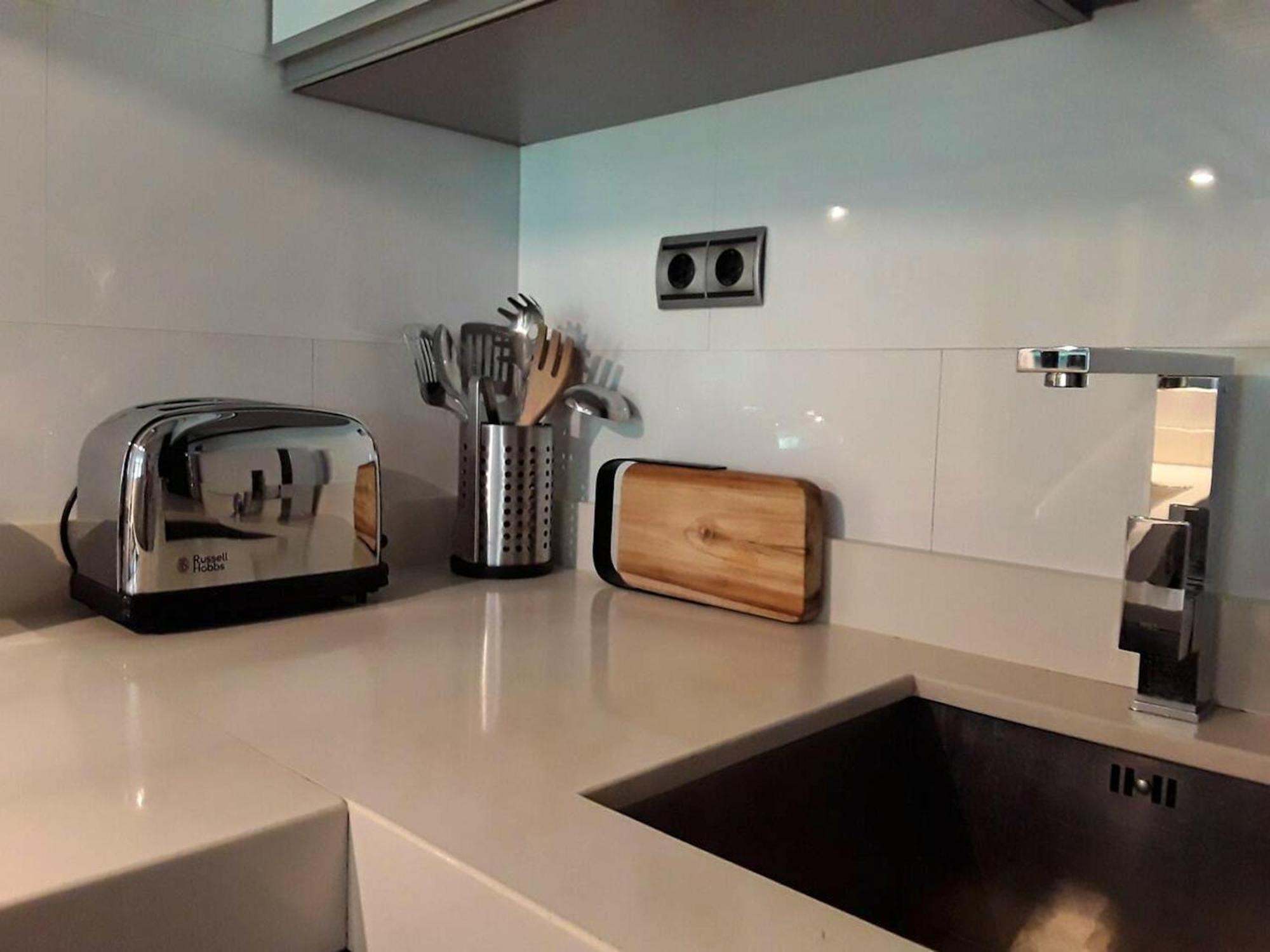 Comfortable Apartment In Zaragoza 67 M² Near The Centre Luaran gambar